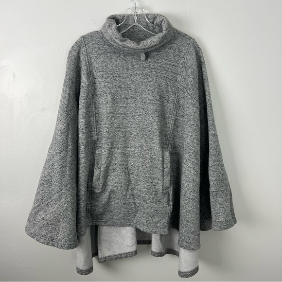 UGG Light Gray Knit Poncho - Picture 1 of 8